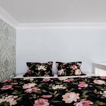 Apartment Luxury Designer Period In Old Town By The Presidential Palace