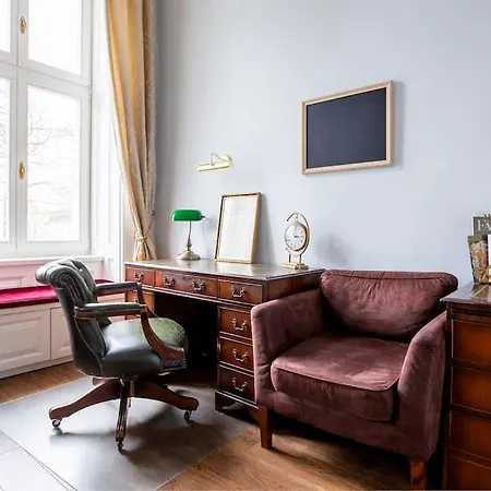 Luxury Designer Period In Old Town By The Presidential Palace Apartment Bratislava