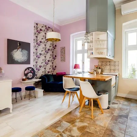 Apartment Luxury Designer Period In Old Town By The Presidential Palace Bratislava