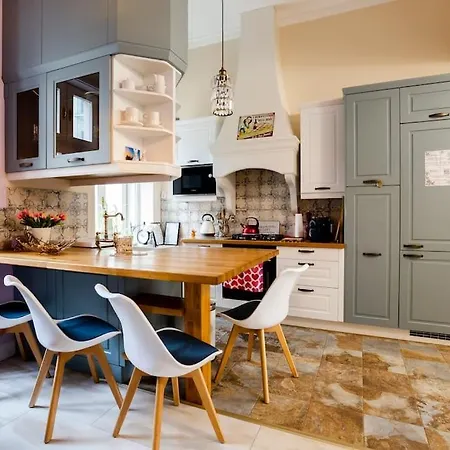 Apartment Luxury Designer Period In Old Town By The Presidential Palace Pressburg