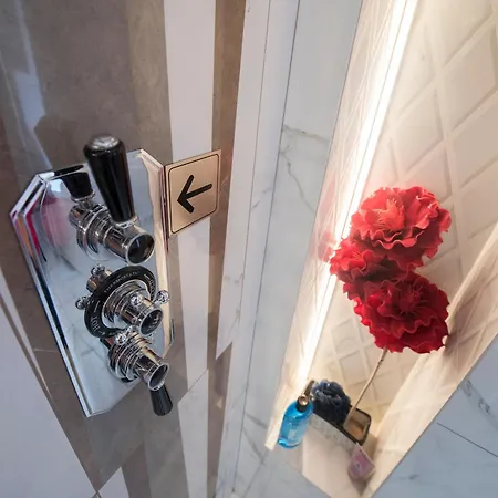 Luxury Designer Period In Old Town By The Presidential Palace * Bratislava