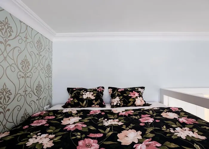 Apartament Luxury Designer Period In Old Town By The Presidential Palace