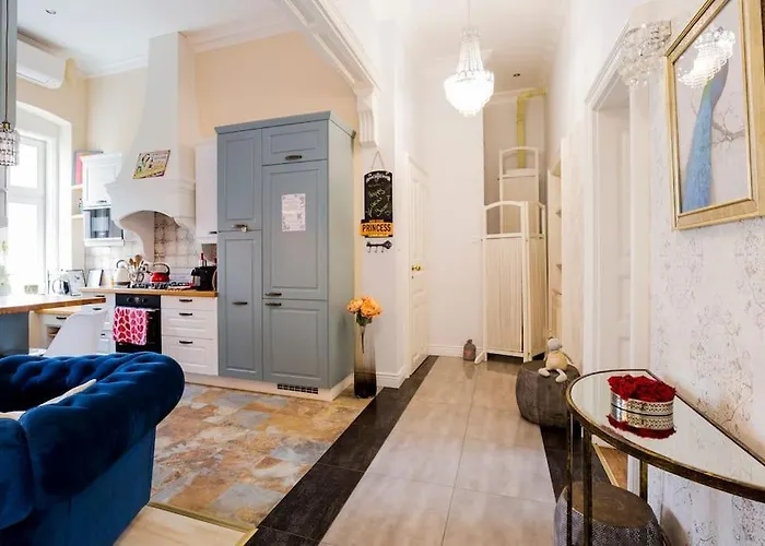 Luxury Designer Period In Old Town By The Presidential Palace * Bratislava