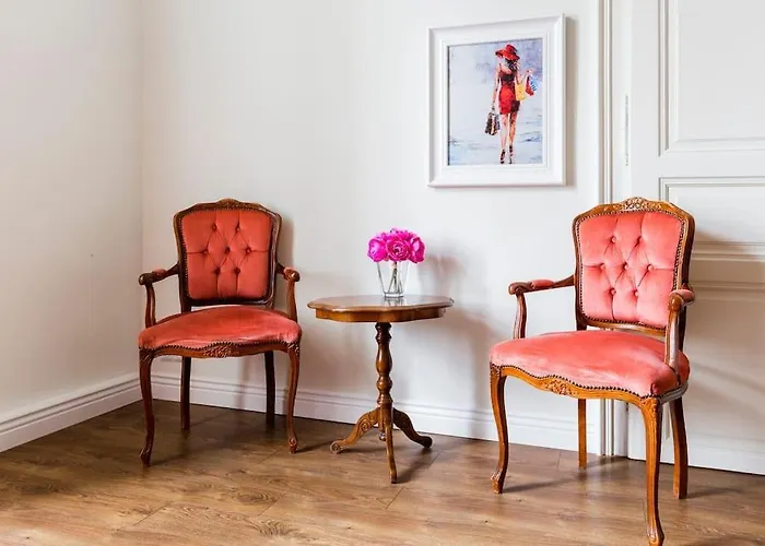 Apartment Luxury Designer Period In Old Town By The Presidential Palace *