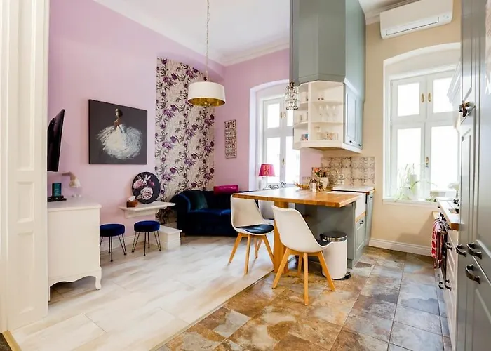 Apartment Luxury Designer Period In Old Town By The Presidential Palace Pressburg